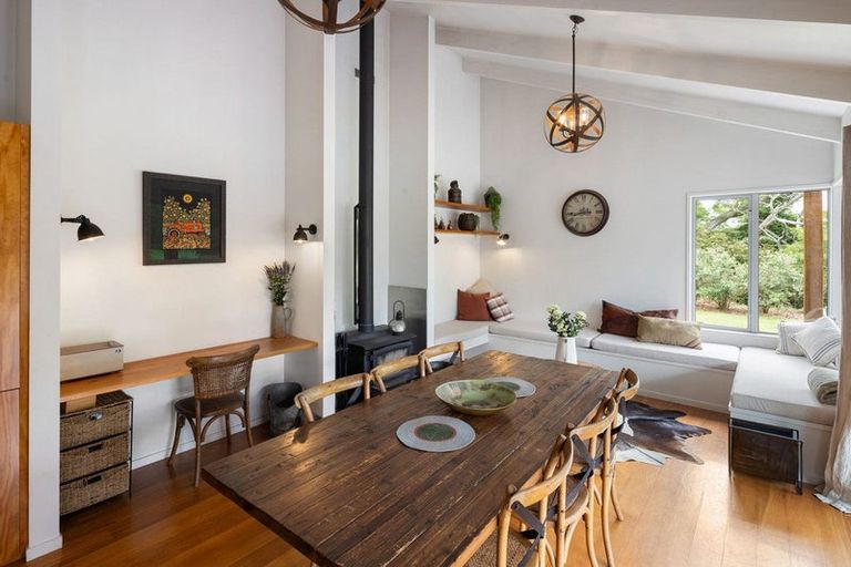 Photo of property in 150 Athlone Drive, Cambridge, 3434