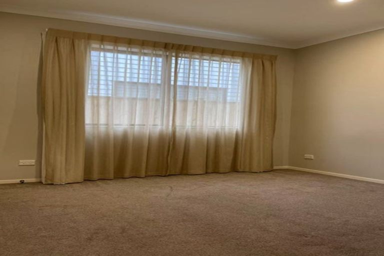 Photo of property in 19 Golden Avenue, Flat Bush, Auckland, 2019