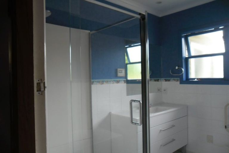 Photo of property in 2-4 Walton Avenue, Waikanae, 5036