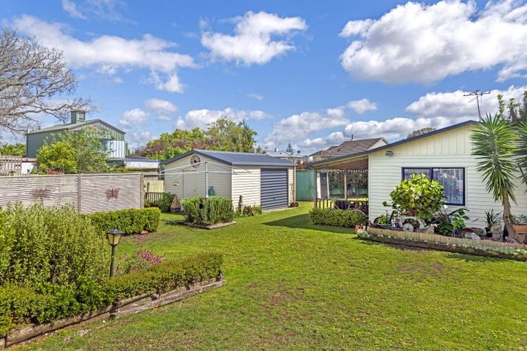 Photo of property in 39 Lyndhurst Street, Awapuni, Gisborne, 4010