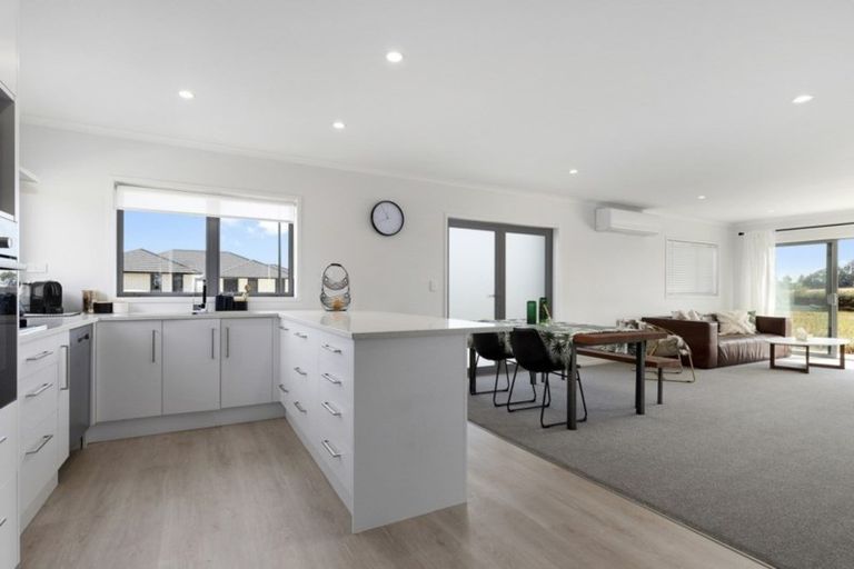 Photo of property in 1/46 North Ridge Drive, Rototuna North, Hamilton, 3281