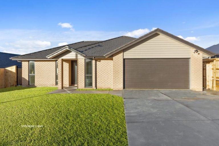 Photo of property in 18 Peter Bourne Drive, Pokeno, 2402