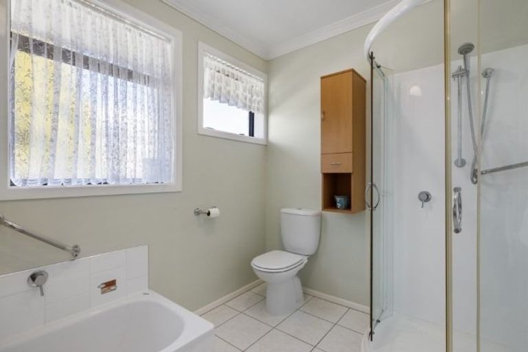 Photo of property in 21 Tirinui Crest Road, Otumoetai, Tauranga, 3110