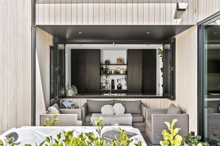 Photo of property in 1 Mcrae Rise, Wanaka, 9305