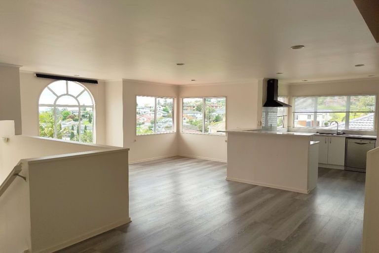 Photo of property in 7 Alice Place, Hillcrest, Auckland, 0627