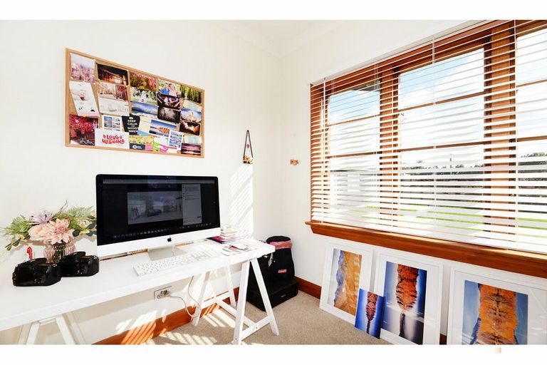 Photo of property in 17 Thackeray Street, Saint Andrews, 7988