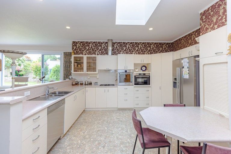 Photo of property in 6 Grey Street, College Estate, Whanganui, 4500