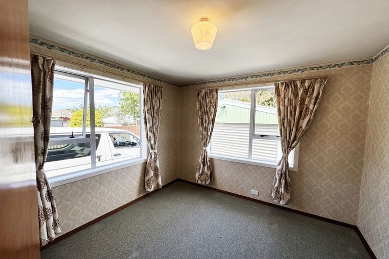 Photo of property in 16 Geelong Place, Burnside, Christchurch, 8053