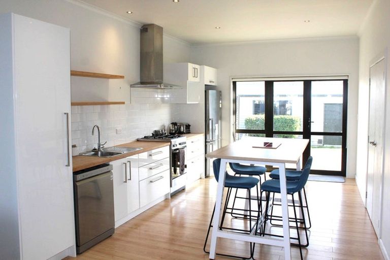 Photo of property in 16 Nile Street, Saint Clair, Dunedin, 9012