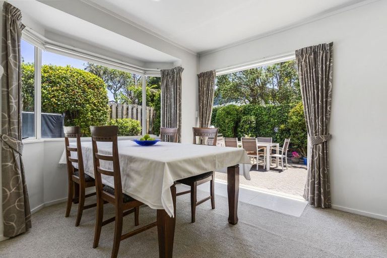Photo of property in 2/27 Sorrel Crescent, Bucklands Beach, Auckland, 2012