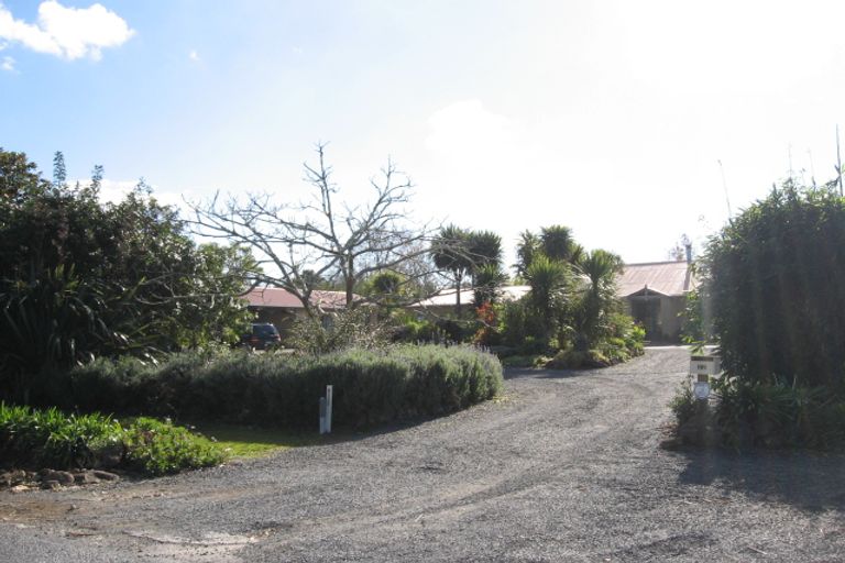 Photo of property in 22 Kendall Road, Kerikeri, 0230