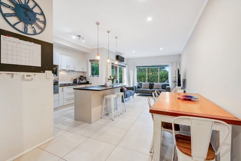 Photo of property in 19 Trimaran Drive, Gulf Harbour, Whangaparaoa, 0930