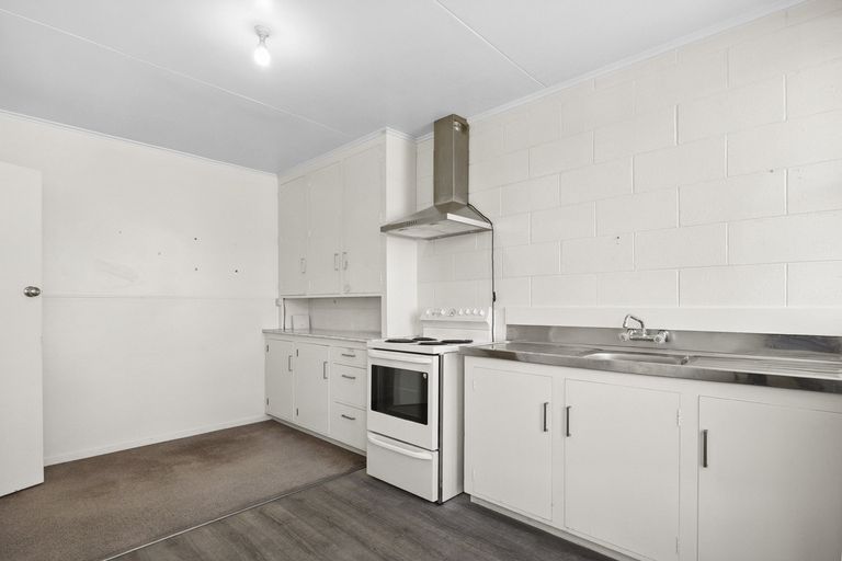 Photo of property in 1 Wynyard Street, South Dunedin, Dunedin, 9012