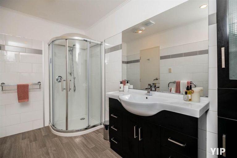 Photo of property in 41 Viewmont Drive, Harbour View, Lower Hutt, 5010