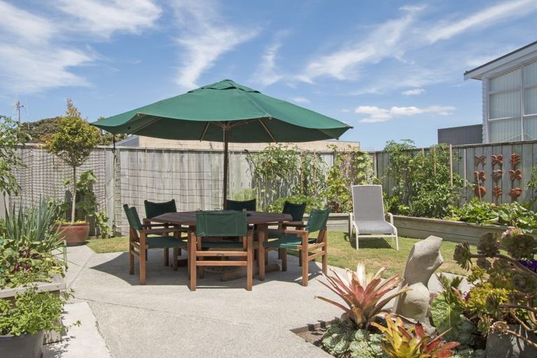 Photo of property in 24 Dillon Street, Waihi Beach, 3611