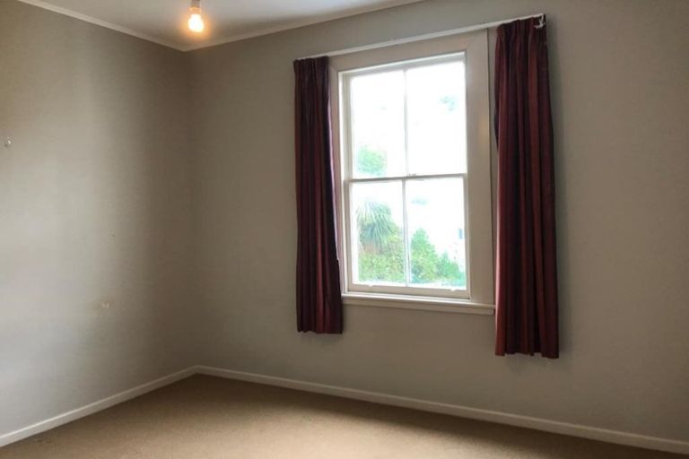 Photo of property in 147 Brougham Street, Mount Victoria, Wellington, 6011