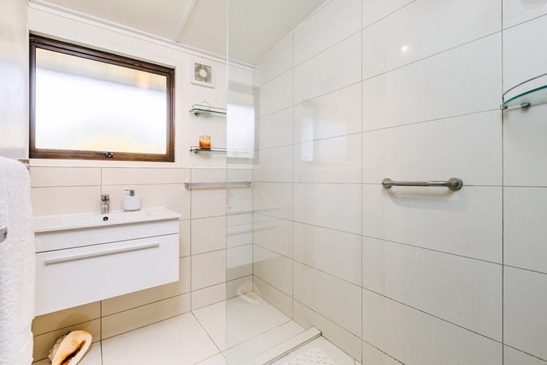 Photo of property in 89a Rosehill Drive, Rosehill, Papakura, 2113