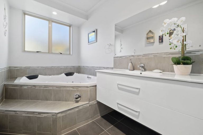 Photo of property in 88 Rimuvale Street, Pukehangi, Rotorua, 3015