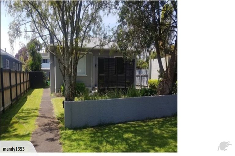 Photo of property in 9 Hursthouse Street, Vogeltown, New Plymouth, 4310