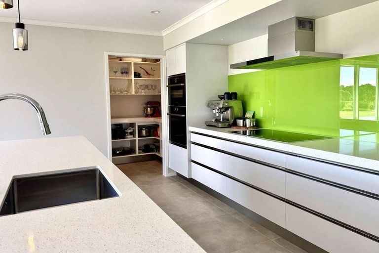 Photo of property in 129 Waitotara Drive, Waipapa, 0230