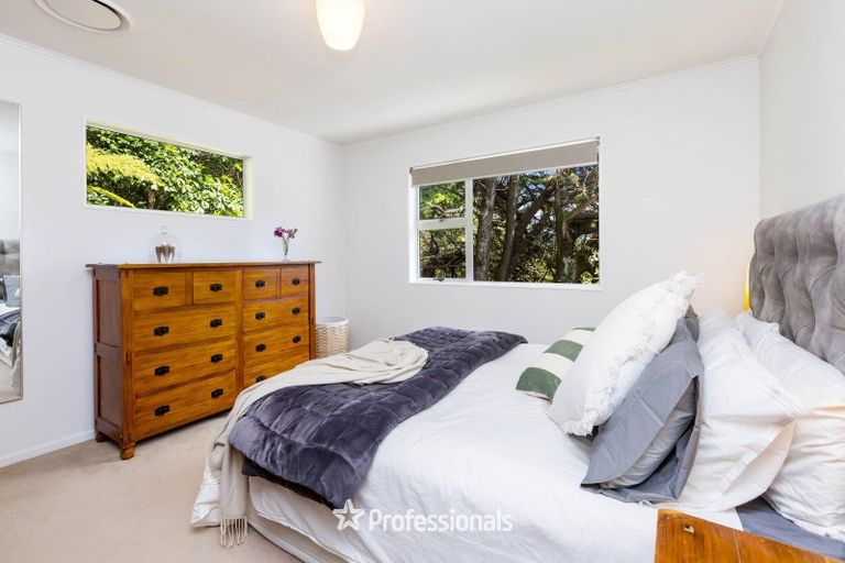 Photo of property in 96 Kamahi Street, Stokes Valley, Lower Hutt, 5019