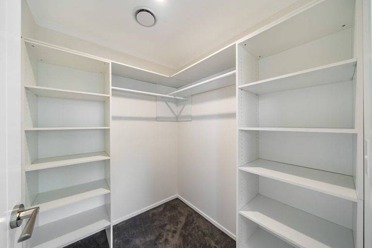 Photo of property in 17 Buddle Road, Wallaceville, Upper Hutt, 5018