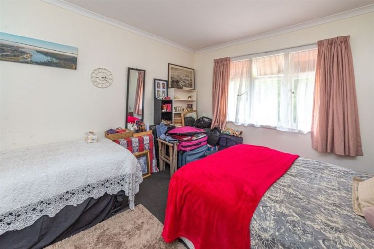 Photo of property in 2 Mcneil Street, Balclutha, 9230