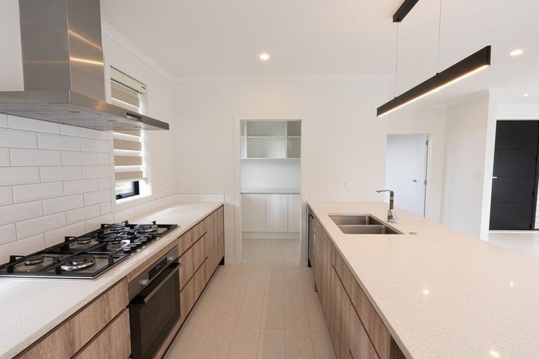 Photo of property in 79 Murray Ward Drive, Te Kauwhata, 3710