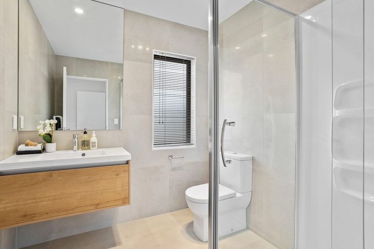 Photo of property in 1 Katikati Drive, Manurewa, Auckland, 2102