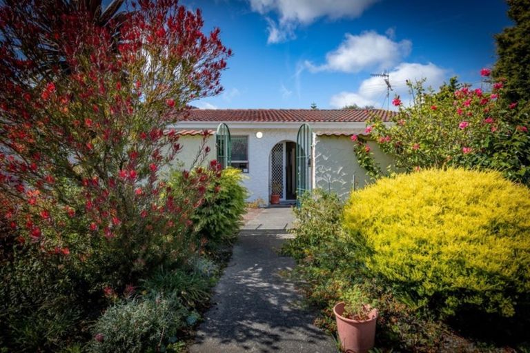 Photo of property in 29 Sylvan Avenue, Waikanae, 5036