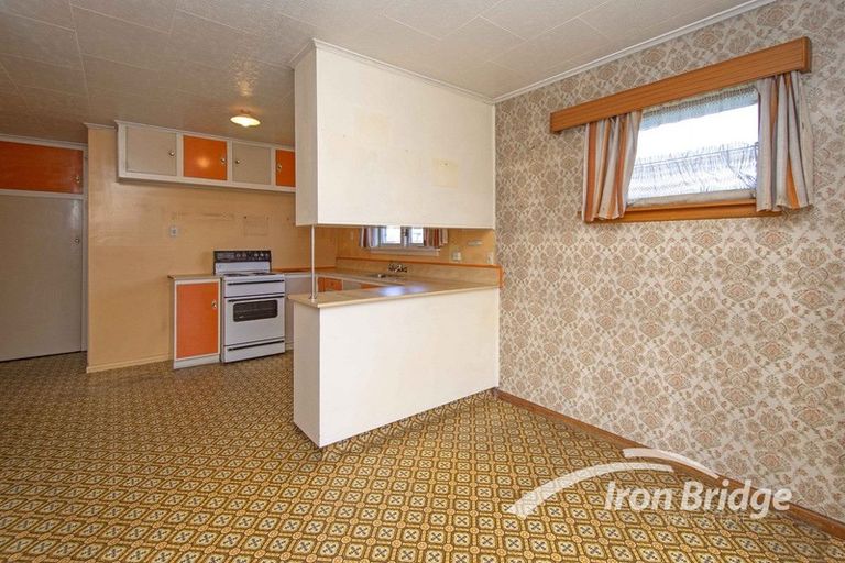 Photo of property in 74 Neill Street, Hornby, Christchurch, 8042