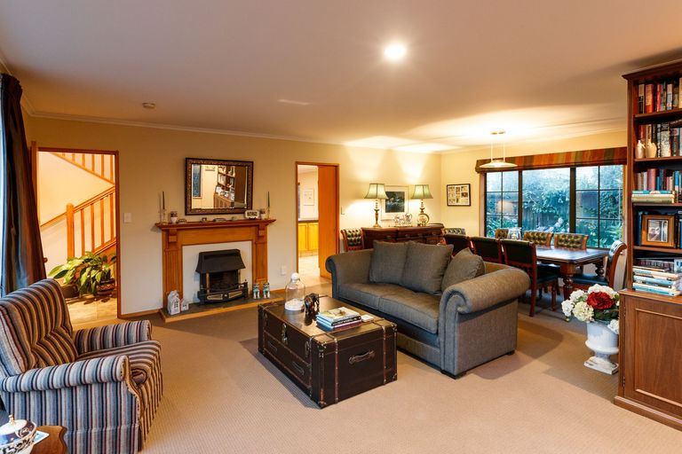 Photo of property in 7a Palm Avenue, Hokowhitu, Palmerston North, 4410
