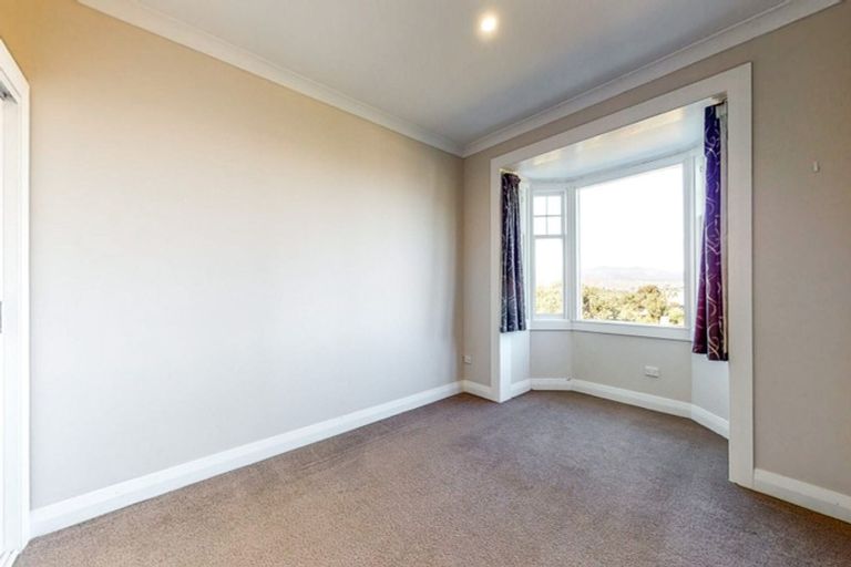 Photo of property in 18 Waipapa Terrace, Hataitai, Wellington, 6021