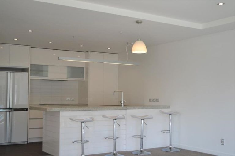 Photo of property in Mariner, 1a/140 Oriental Parade, Oriental Bay, Wellington, 6011