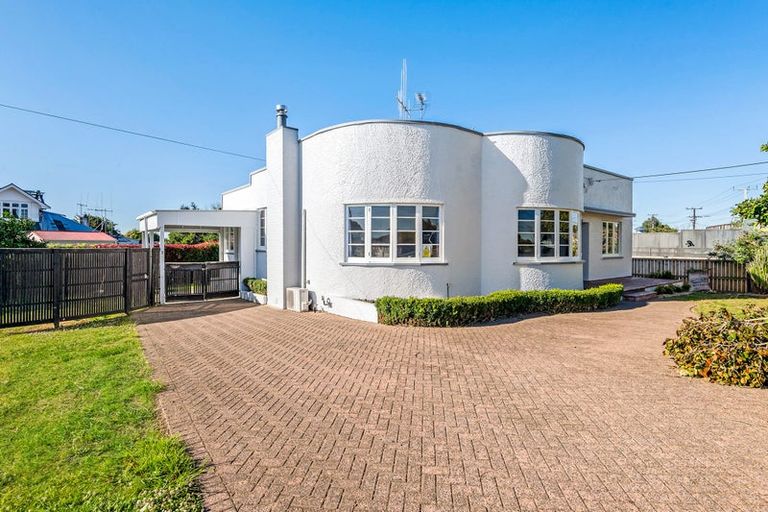 Photo of property in 2 Bridgman Road, Te Awamutu, 3800