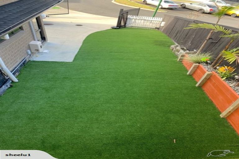 Photo of property in 12 San Casello Rise, Henderson, Auckland, 0612