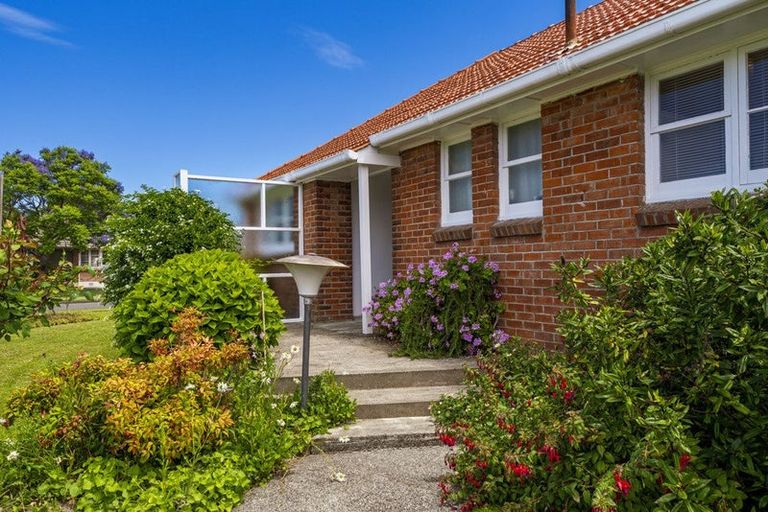 Photo of property in 18 Kettle Crescent, Marewa, Napier, 4110