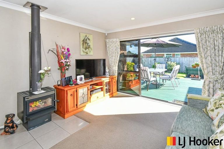 Photo of property in 43a Sandspit Road, Waiuku, 2123