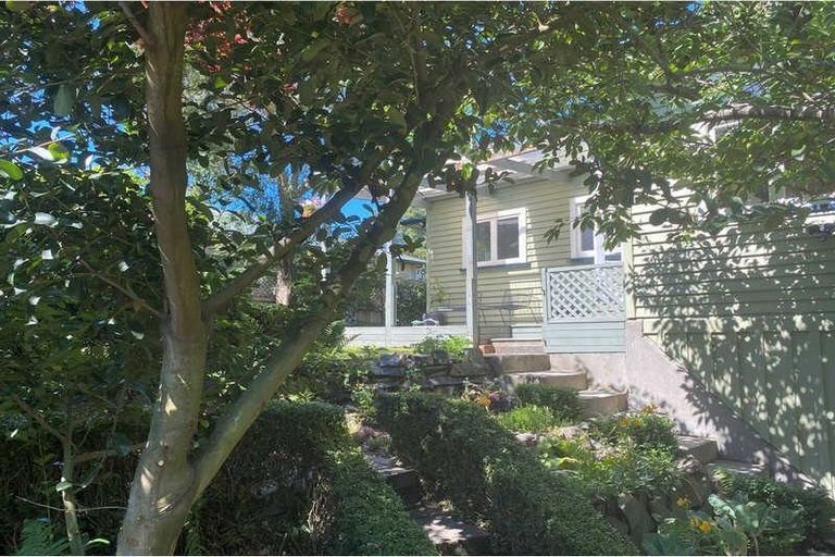 Photo of property in 1/13 Birdwood Avenue, Beckenham, Christchurch, 8023