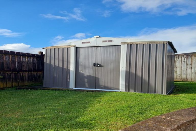 Photo of property in 11 Hastie Avenue, Mangere Bridge, Auckland, 2022