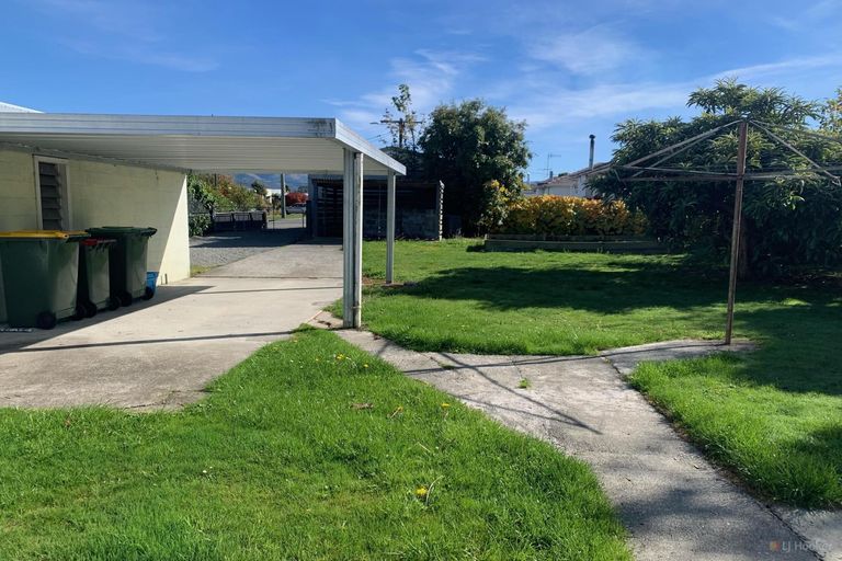 Photo of property in 70 Shearman Street, Waimate, 7924