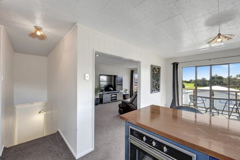 Photo of property in 2/69 Beach Road, Tahunanui, Nelson, 7011