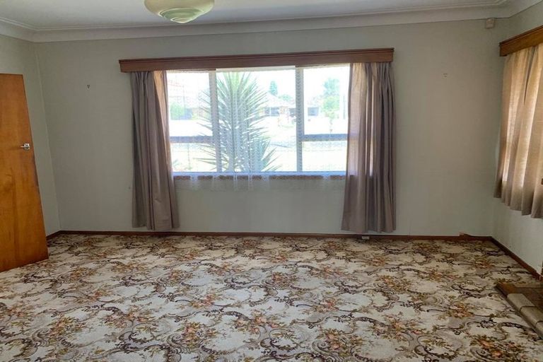 Photo of property in 14 Fraser Road, Papatoetoe, Auckland, 2025