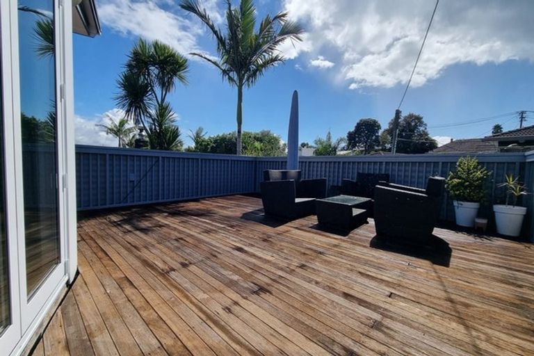 Photo of property in 1/7 Opua Street, Belmont, Auckland, 0622