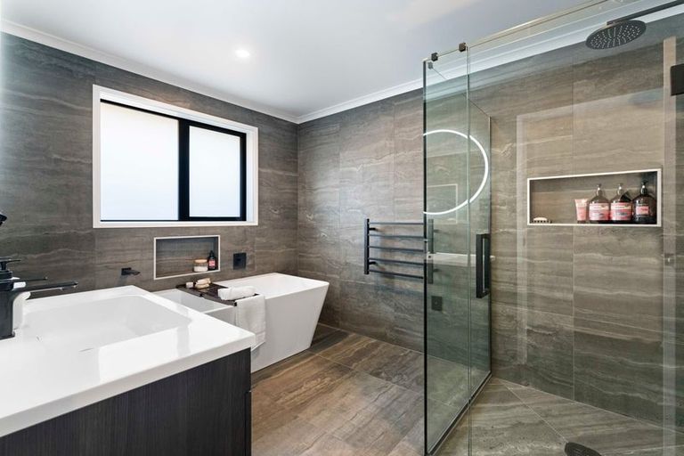 Photo of property in 138 Hitchen Road, Pokeno, 2402