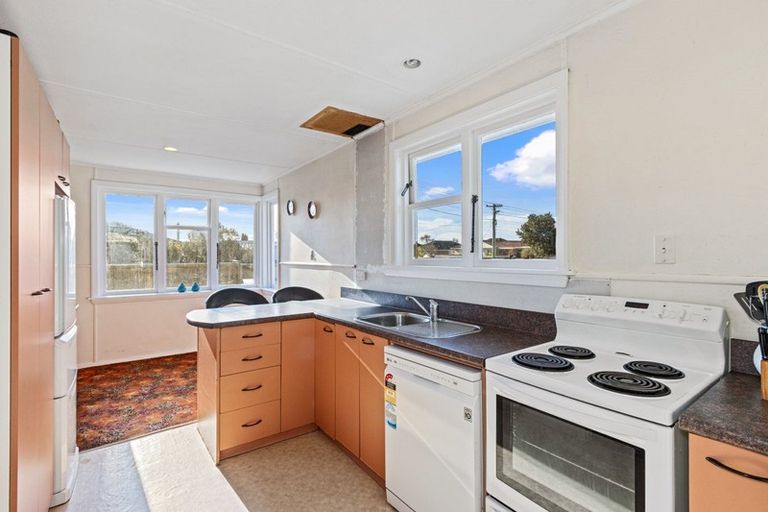 Photo of property in 53 Lyndhurst Crescent, Aranui, Christchurch, 8061