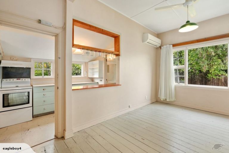 Photo of property in 272a Riverlaw Terrace, Saint Martins, Christchurch, 8022