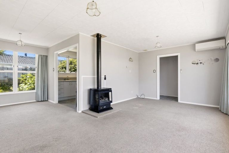 Photo of property in 8 Paehoro Grove, Turangi, 3334