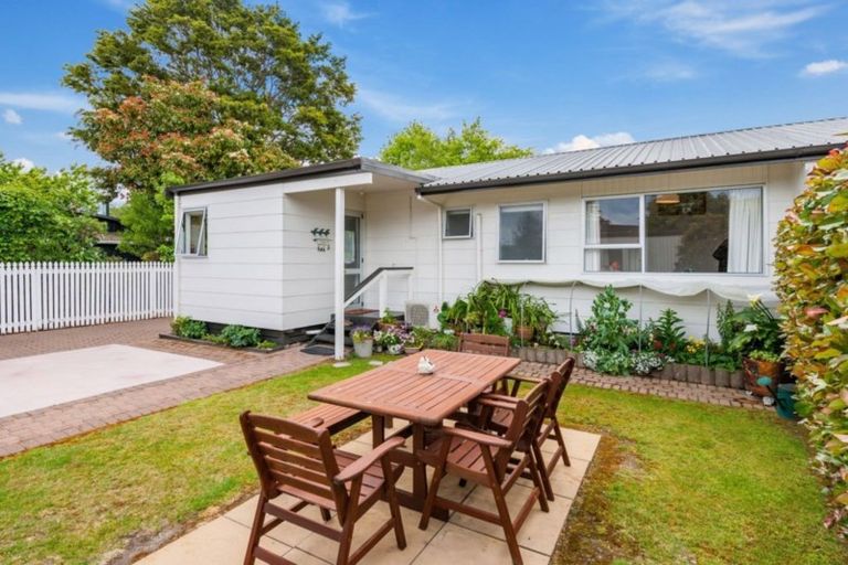 Photo of property in 9 Candu Lane, Kinloch, Taupo, 3377
