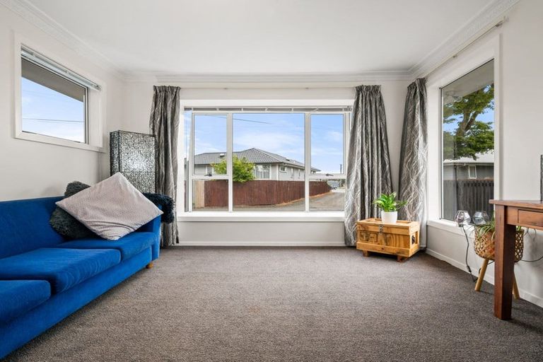 Photo of property in 31 Horton Place, Avondale, Christchurch, 8061